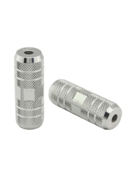 Alloy Pegs 006a 24/26t W*1.10 L*3 Chrome.